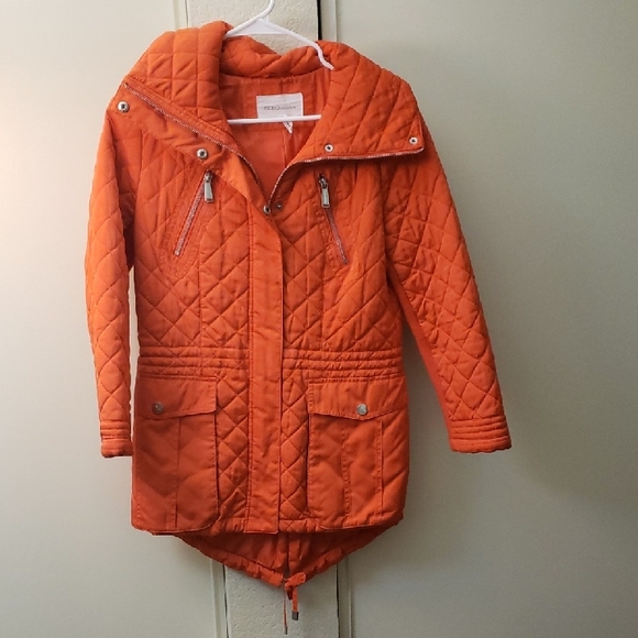 BCBGeneration Jackets & Blazers - BCBGeneration Orange Puffer Jacket with Quilted Design